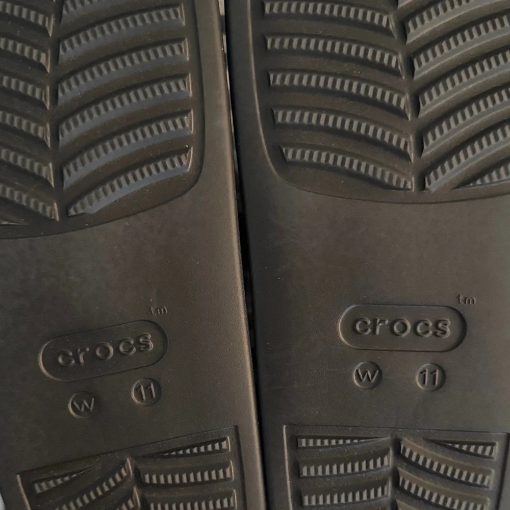 CROCS Dylan platform clogs - Picture 2 of 2
